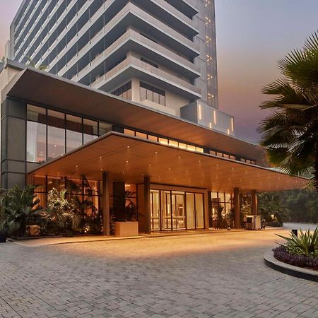 Hilton Gurugram Baani City Centre Гургаон Екстериор снимка